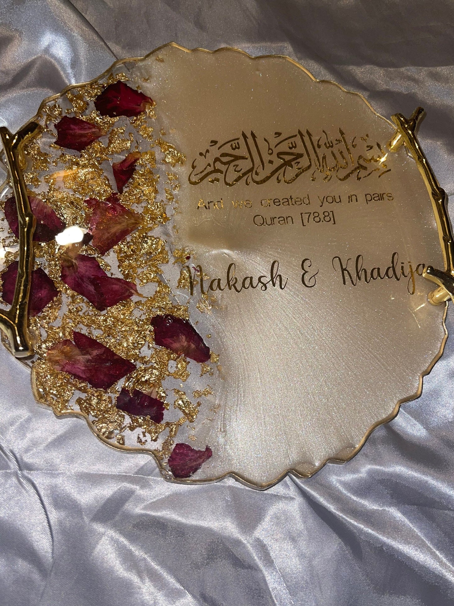 Round custom resin ring plate with handles | Nikkah | Wedding | Personalise | Gift | Bespoke | Luxury | Home decor | Vanity Tray