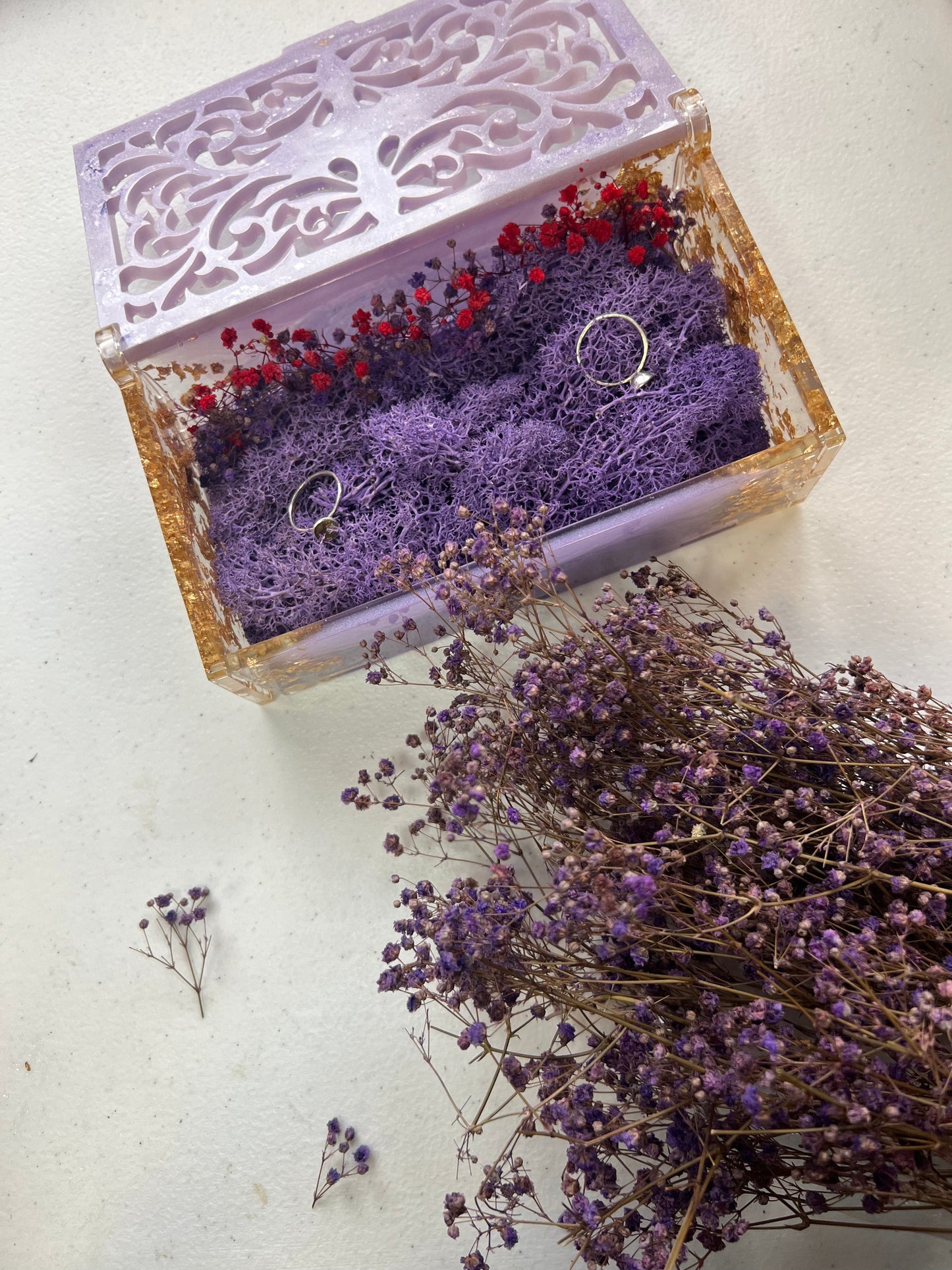 Resin Ring Box with dry moss and gypsophila flowers